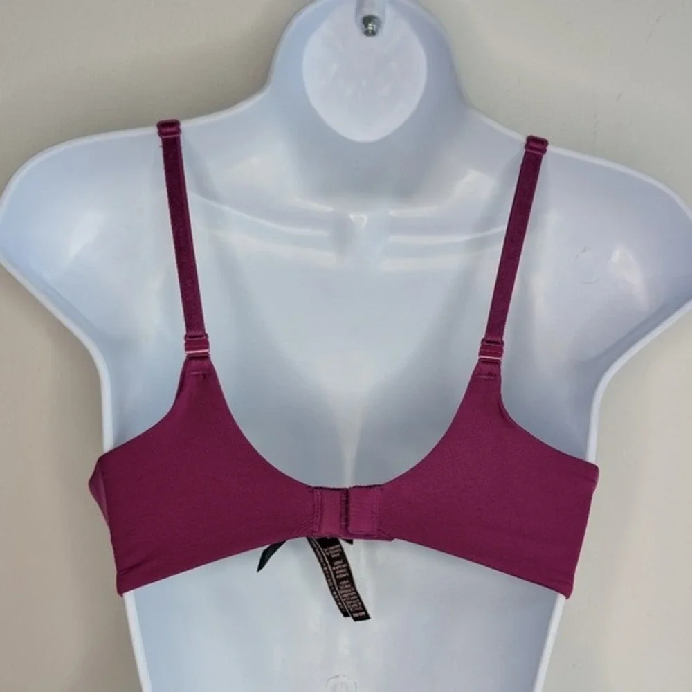 Victoria's Secret Pink Berry Magenta‎ Push Up Bra 32D Smooth Sexy Lingerie - Picture 2 of 4